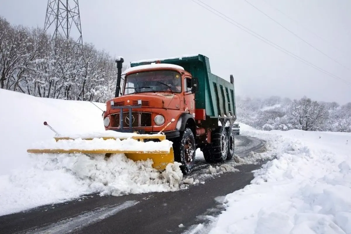 آخرین وضعیت بارش برف و باران در جاده‌های ۲۴ استان